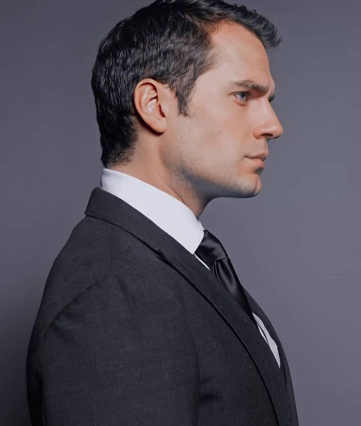 猎魔人卡维尔阿尔萨斯,亨利卡维尔超人入魔