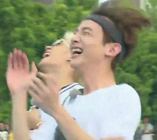 有哪些明星头发秃顶,秃顶明星发际线