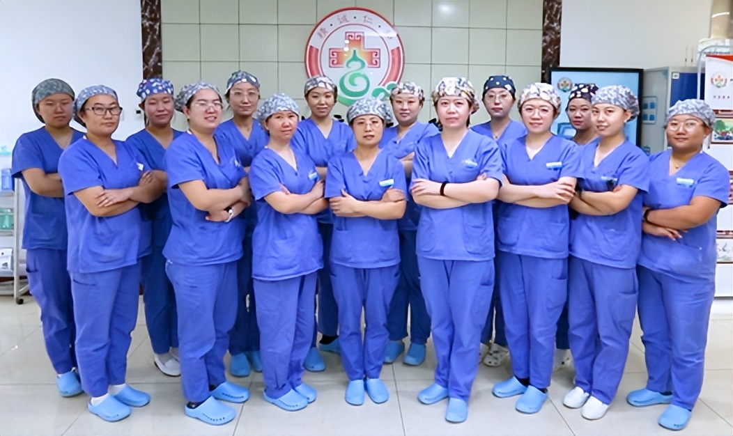 使用抗生素消炎药后腹泻呕吐,用抗生素后引起腹泻如何治疗