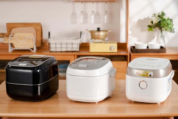 电饭煲贵的和便宜的有什么区别,电饭煲有必要买两个胆的吗