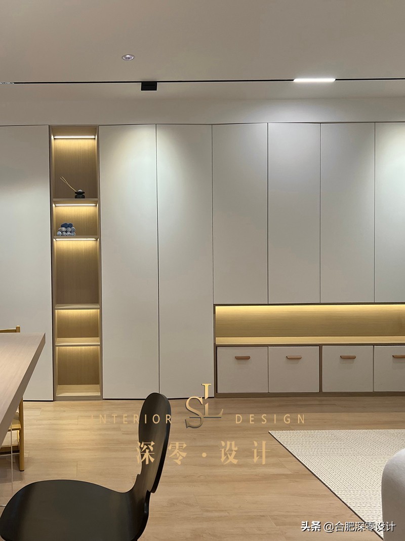 装前装后一对比，这钱花得一点都不心疼，全屋每处都在我要的点上