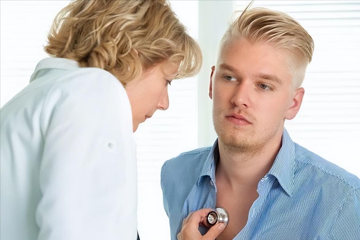 睾丸扭转什么导致的,睾丸为什么会扭转