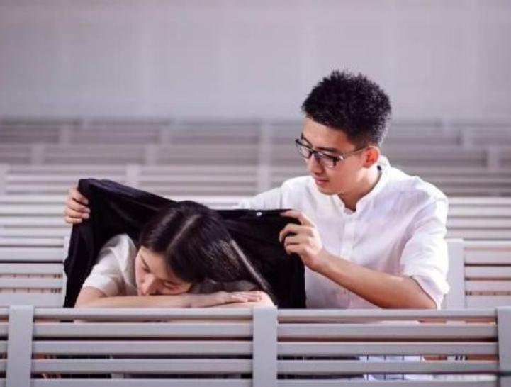 男生理想女友身高排行榜,男生眼中最佳女友身高是多少