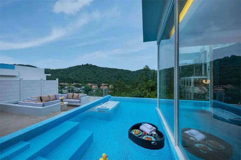 莫干山lv恒温泳池度假村,莫干山lv悬空度假村