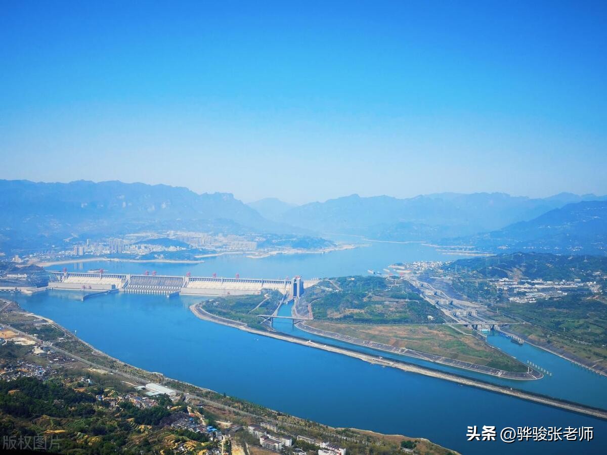 想进国家电网读什么学校和专业好,哪些专业进国家电网比较容易