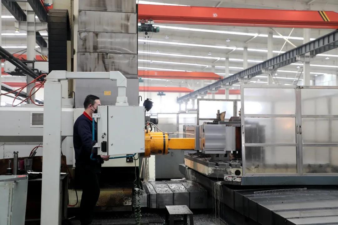 新春走基层上新了,新春走基层重点项目建设加速跑