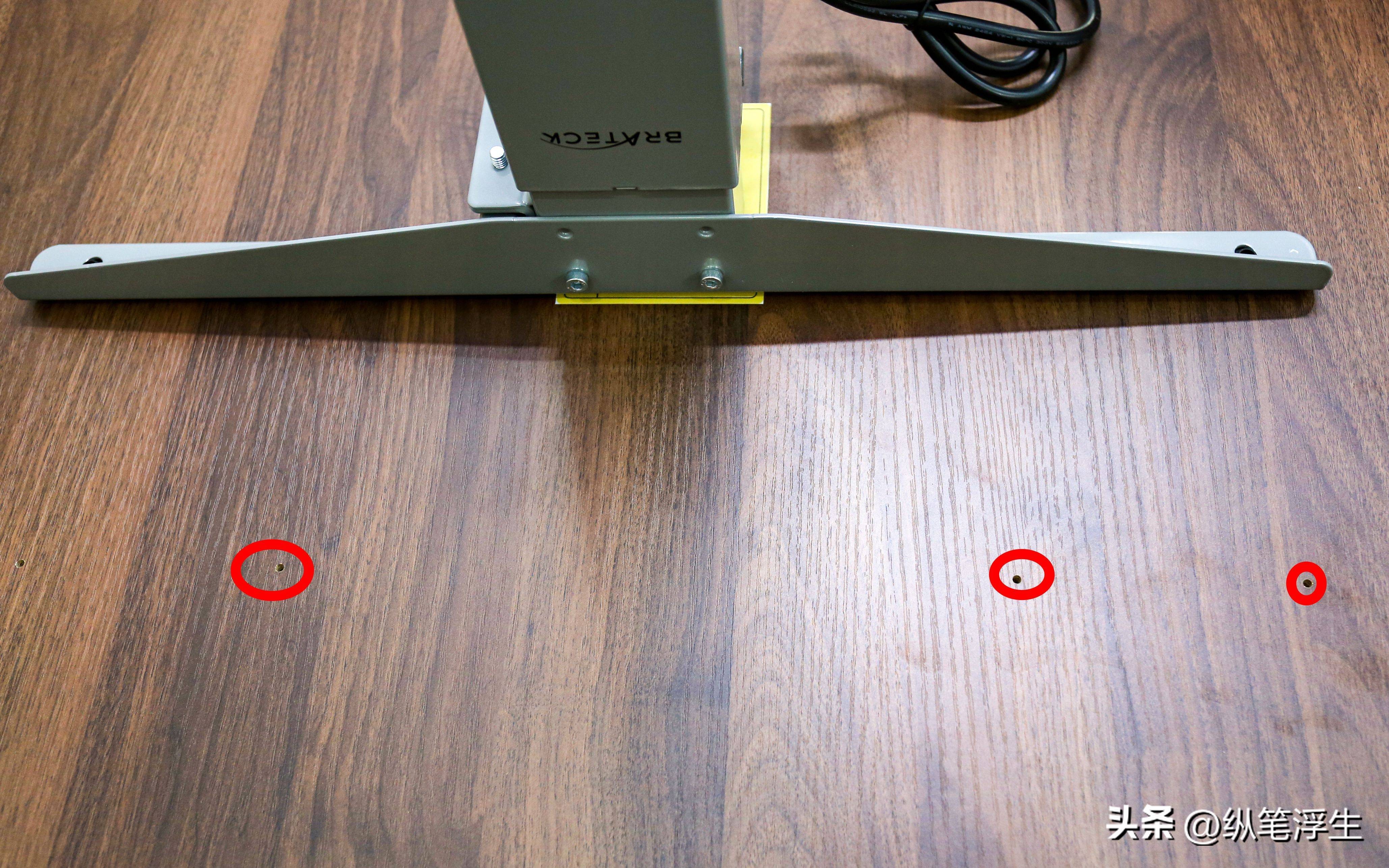 升降桌可站可坐可半蹲上班,升降桌可移动站立办公