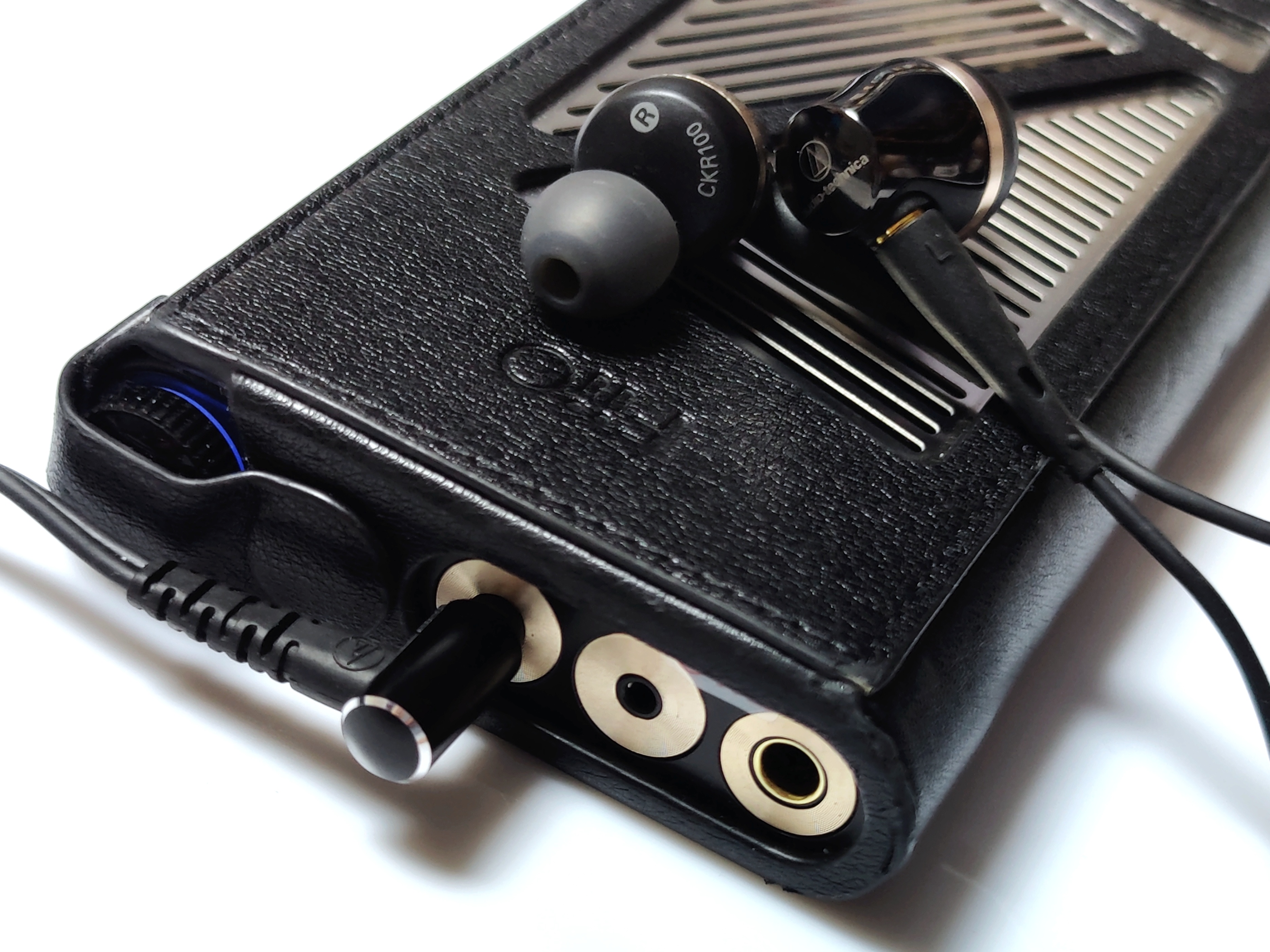 铁三角耳机ckr100系列测评,铁三角ckr100对比jvc1200