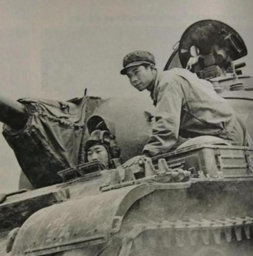 对越反击战西线和东线哪个打得好,对越自卫反击战东溪战役