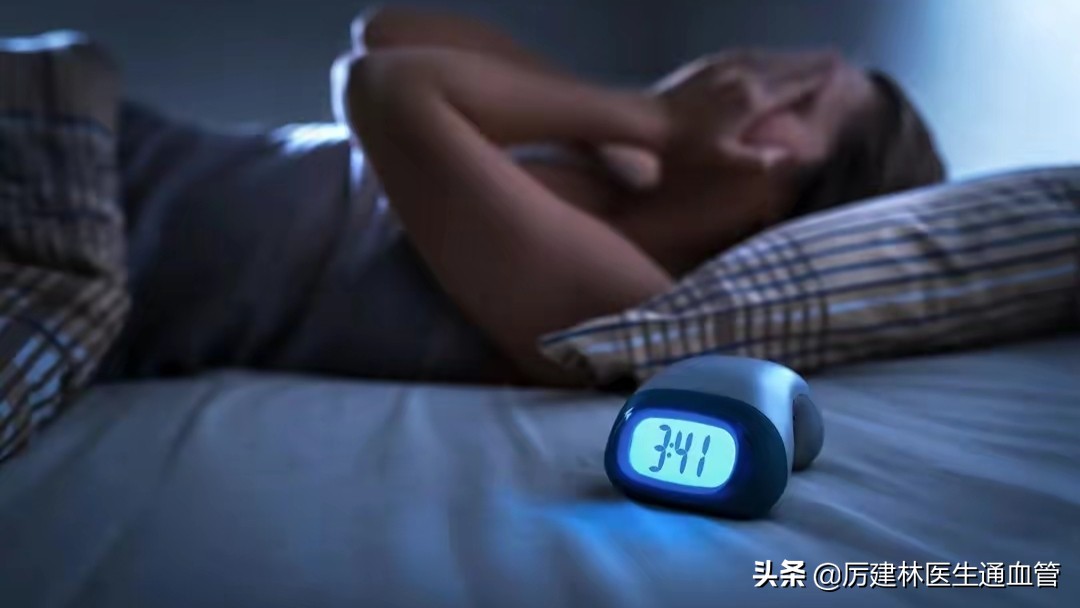 35岁的男人心肌梗塞是为什么,30岁男子突发心肌梗死