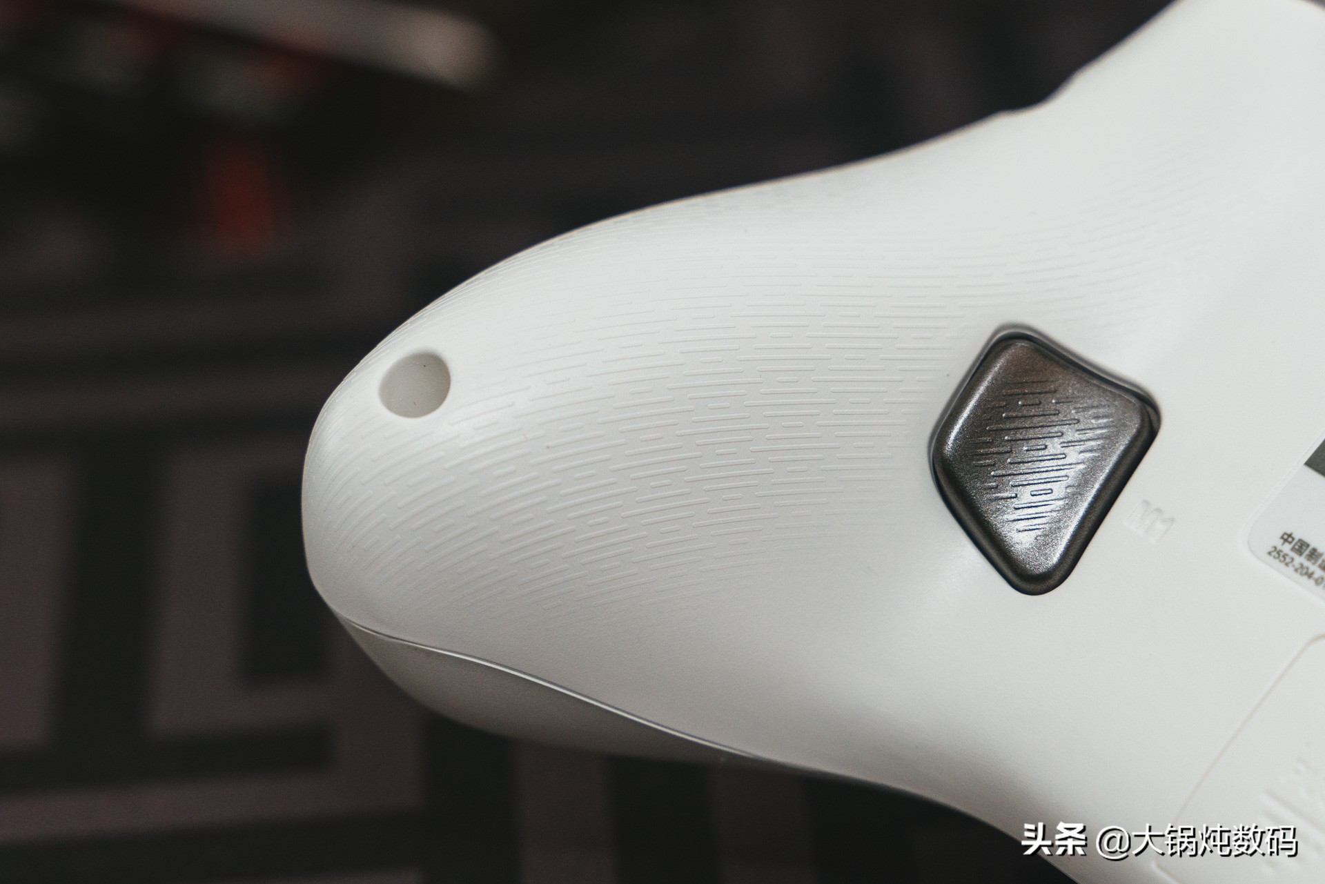 北通阿修罗2pro手柄测评,北通阿修罗2蓝牙游戏手柄测评