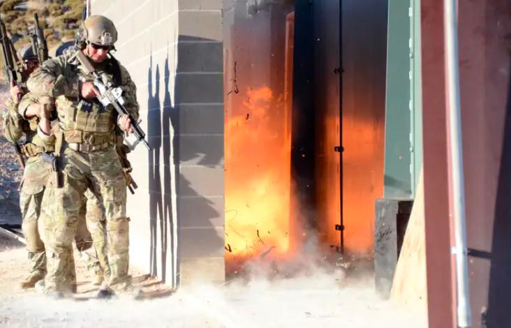 美军特种作战机群,美军特种装备的作战运用