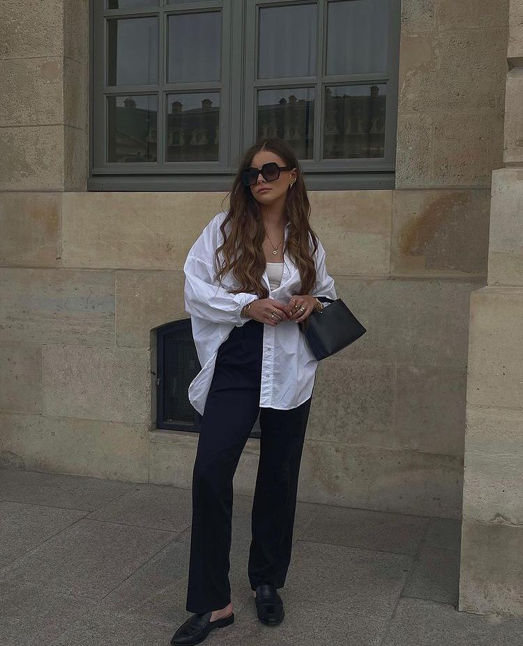 夏天穿黑色还是白色衣服好看,夏天来了穿白色好看还是黑色好看