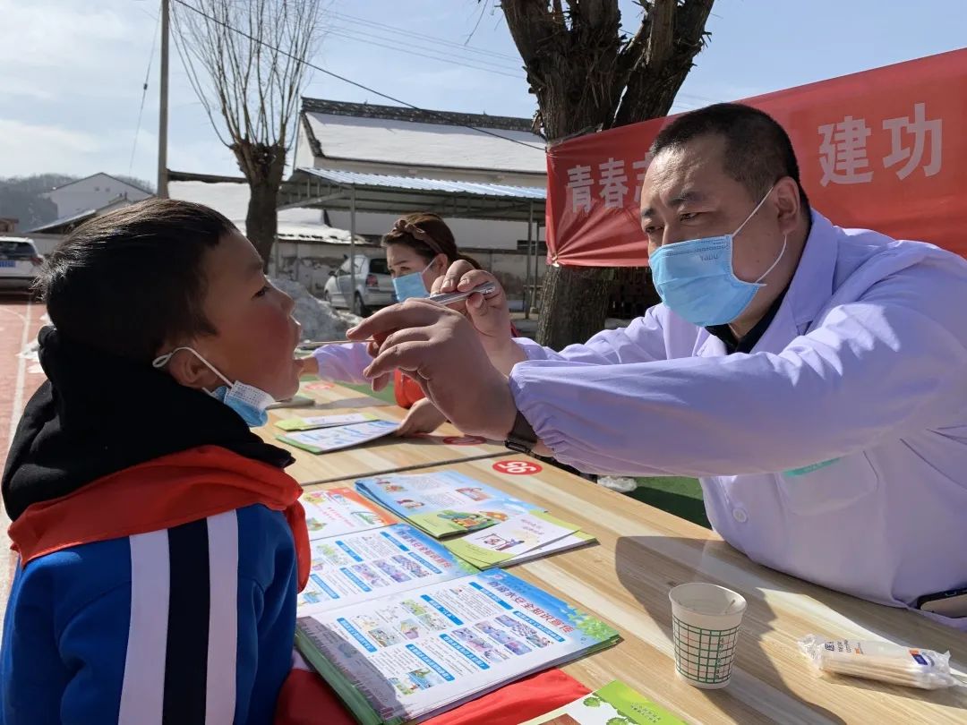 春风里的追“锋”人|以“爱”之名，宝鸡团市委学雷锋志愿服务活动走进陇县