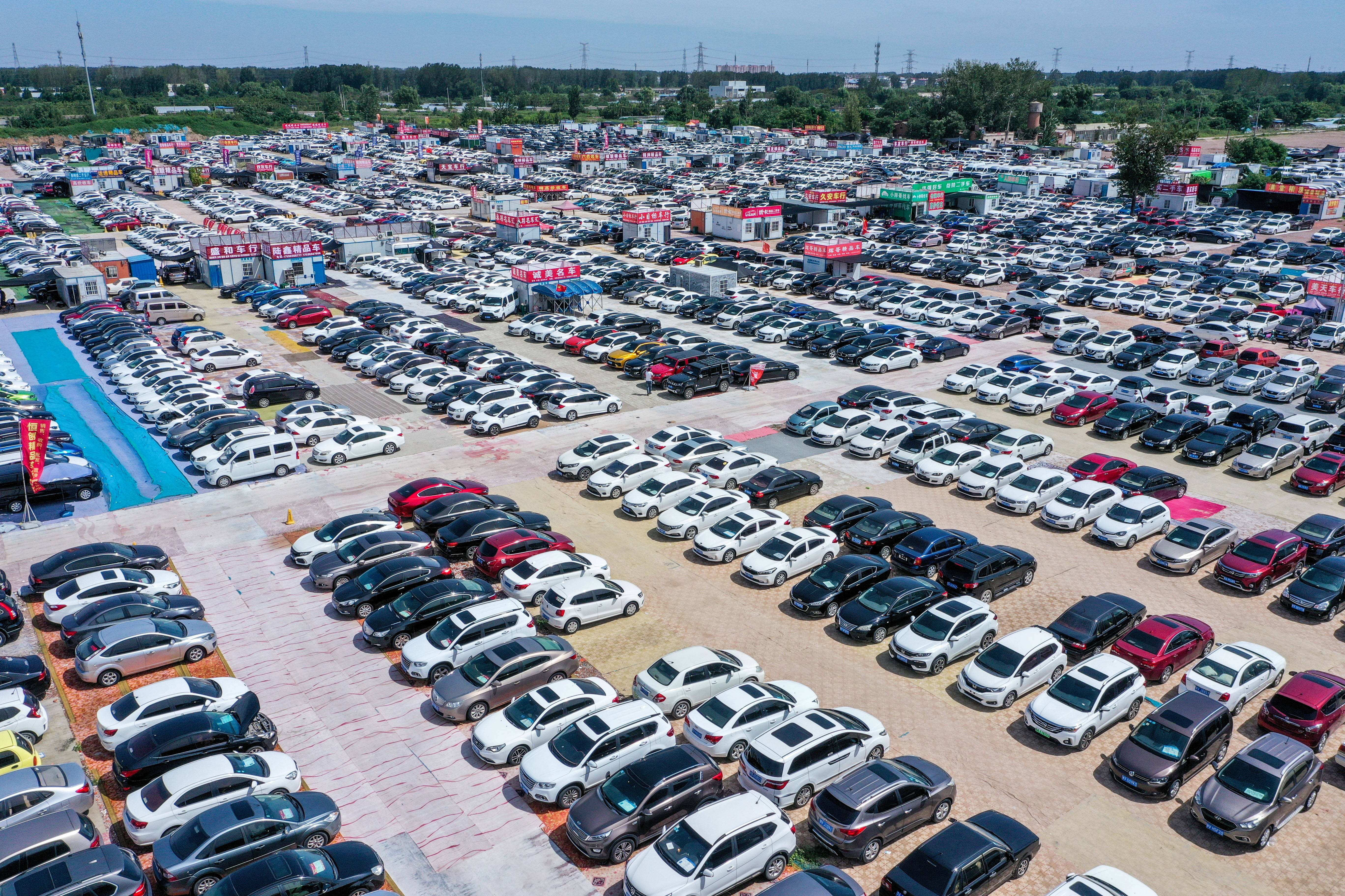 旧车卖掉还是去4s店置换划算,旧车是卖掉好还是以旧换新好