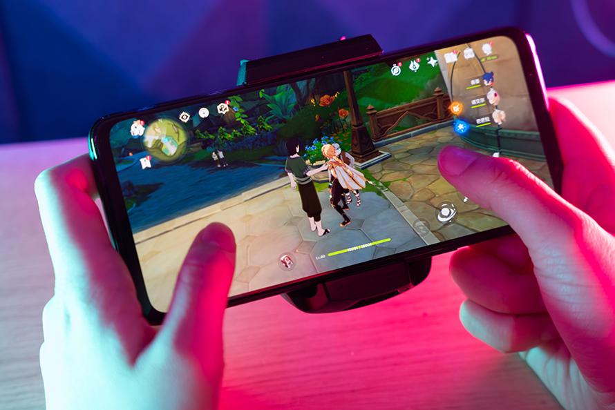 rog7游戏手机和rog7pro购买建议,rog手机和苹果7哪个更值得购买