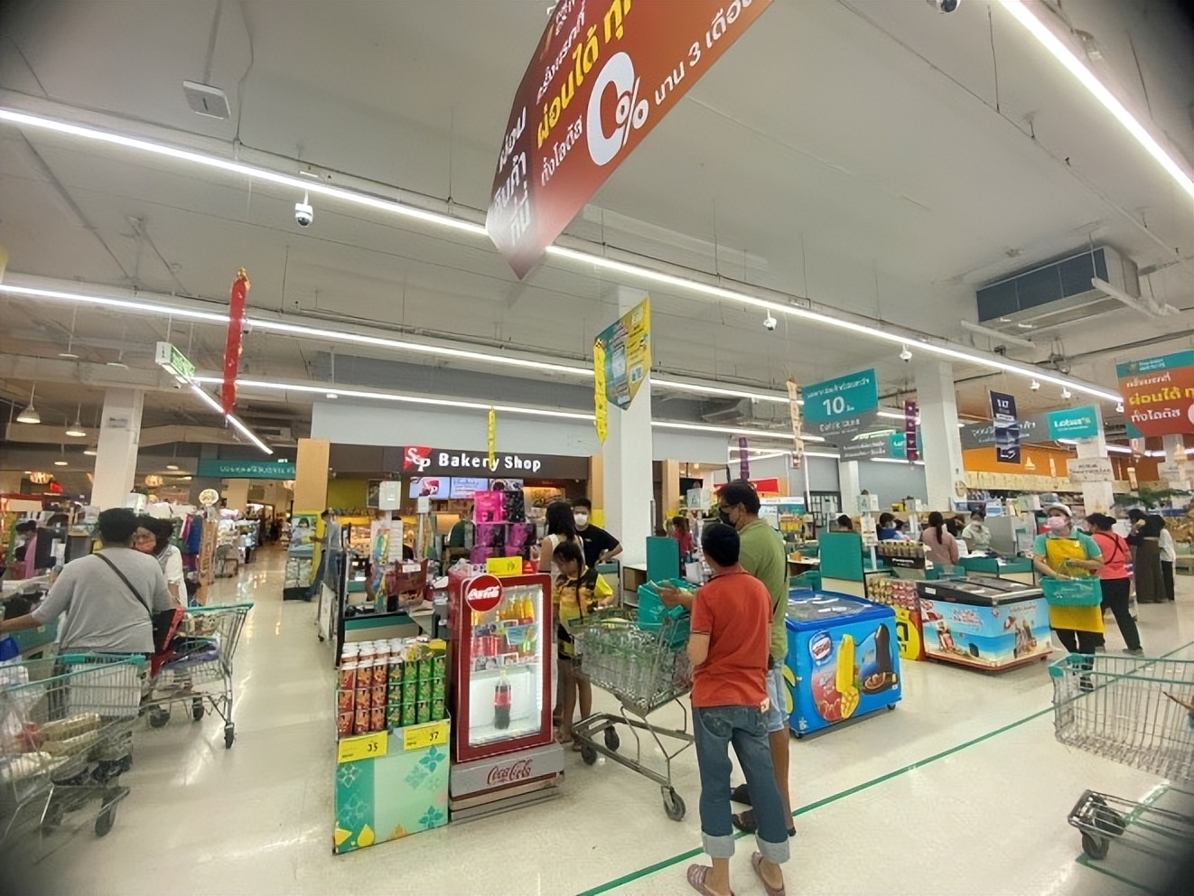 泰国lotus超市必买的,泰国lotus多少家