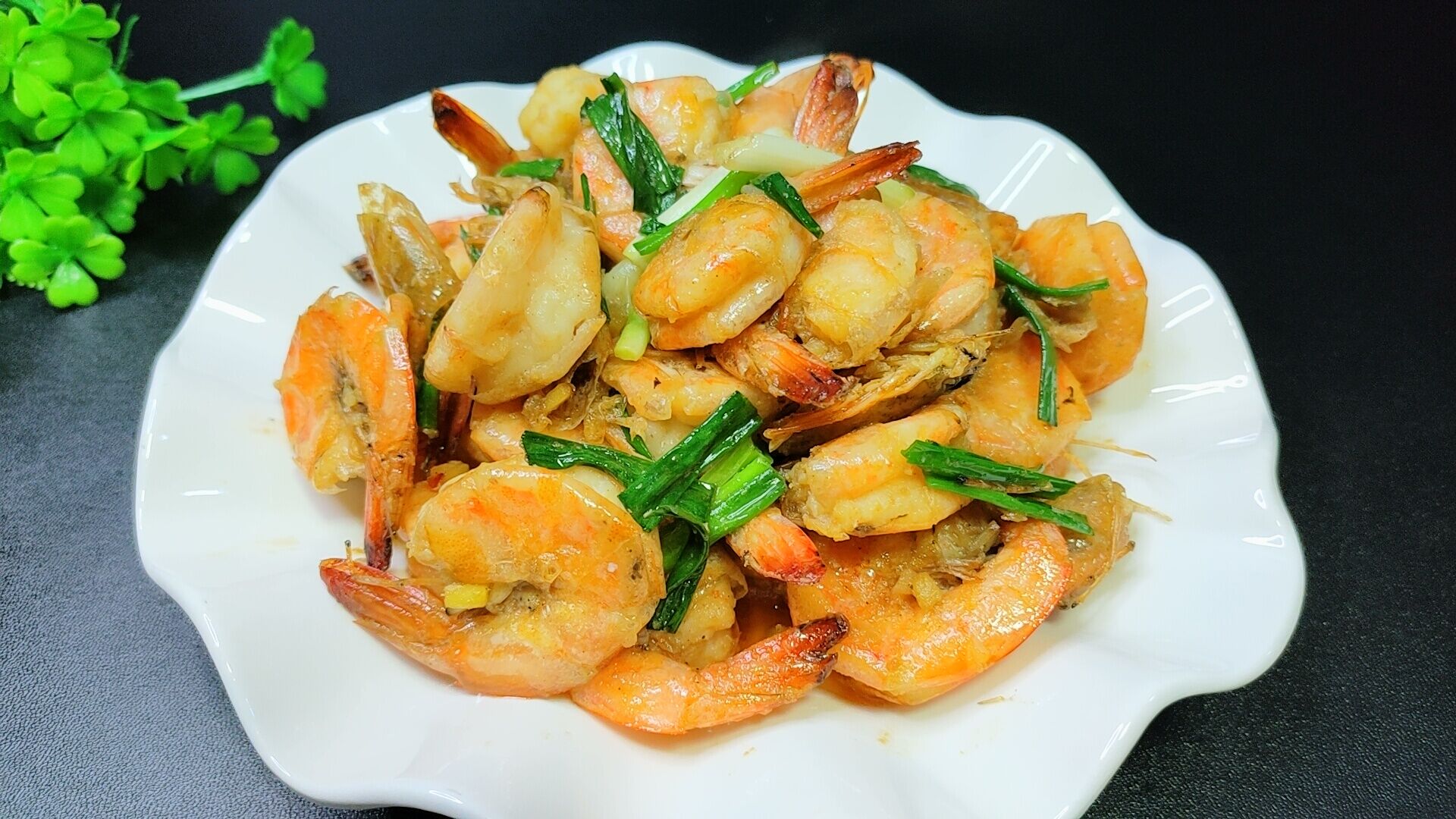 冻过的大虾化开为什么会红头,冷冻大虾怎么做虾肉不发柴