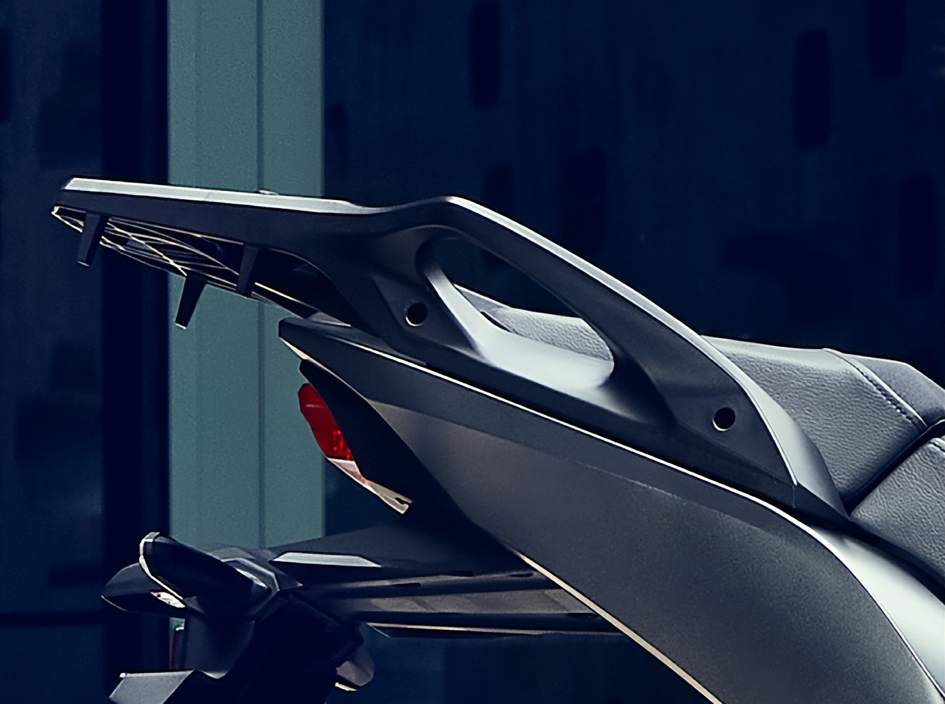 本田nt1100旅行摩托车试驾,本田nt1100摩旅版官方价格