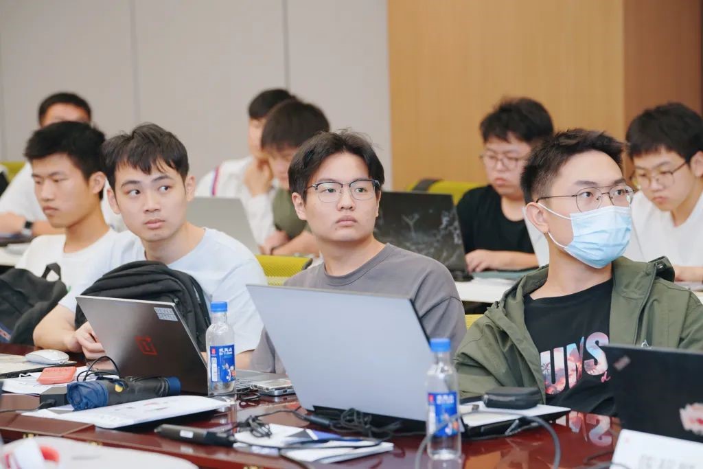 华为云携手传一卓跃助力产教融合,共建鸿蒙端云协同生态