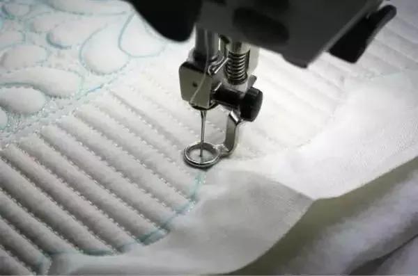 缝纫机自由缝教程,刺绣缝纫机自制