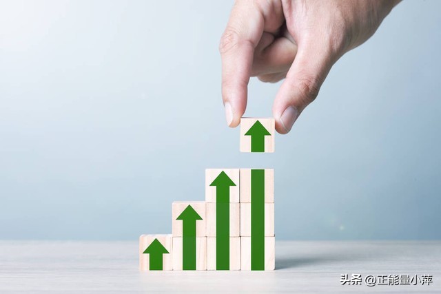 赚钱才能实现自己的价值,拥有赚钱能力和不断提升自我价值