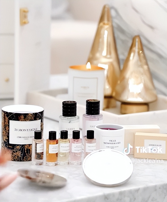 女子开箱,女的开箱礼物