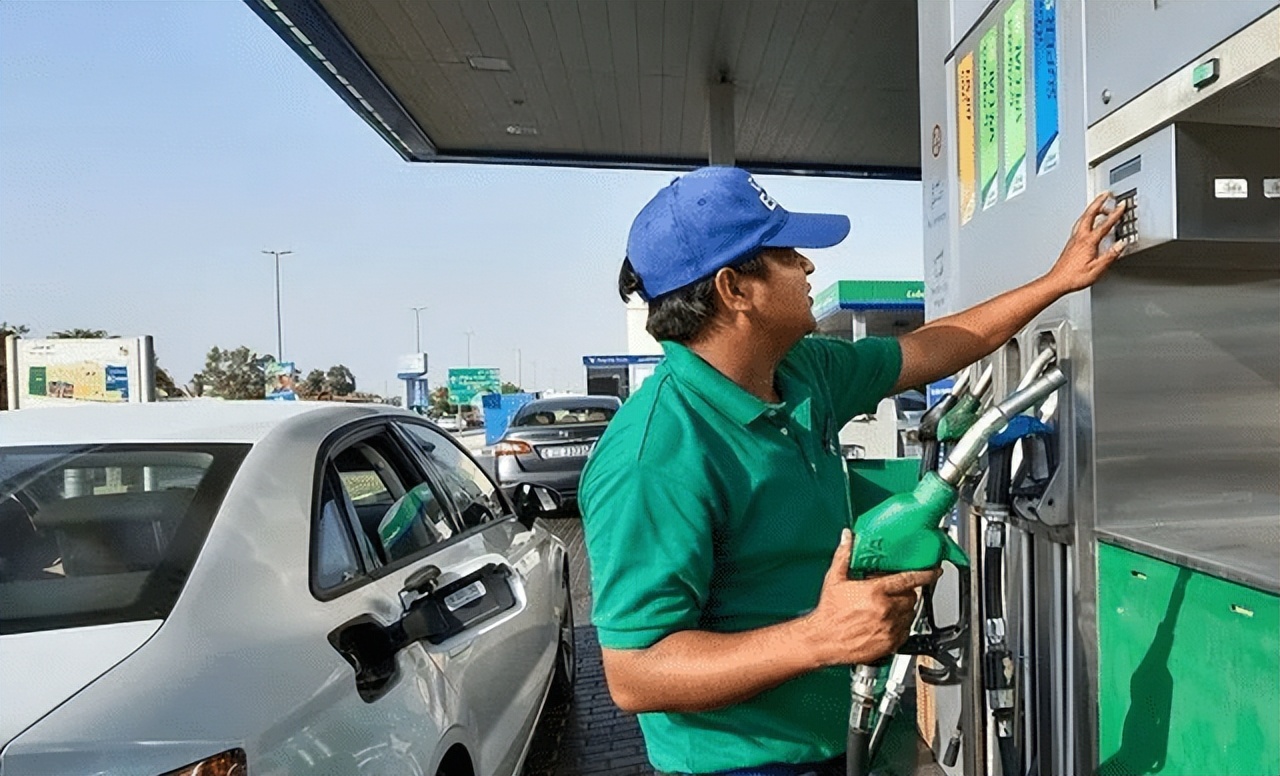 在迪拜居住的消费水平高吗,迪拜富裕的真实生活