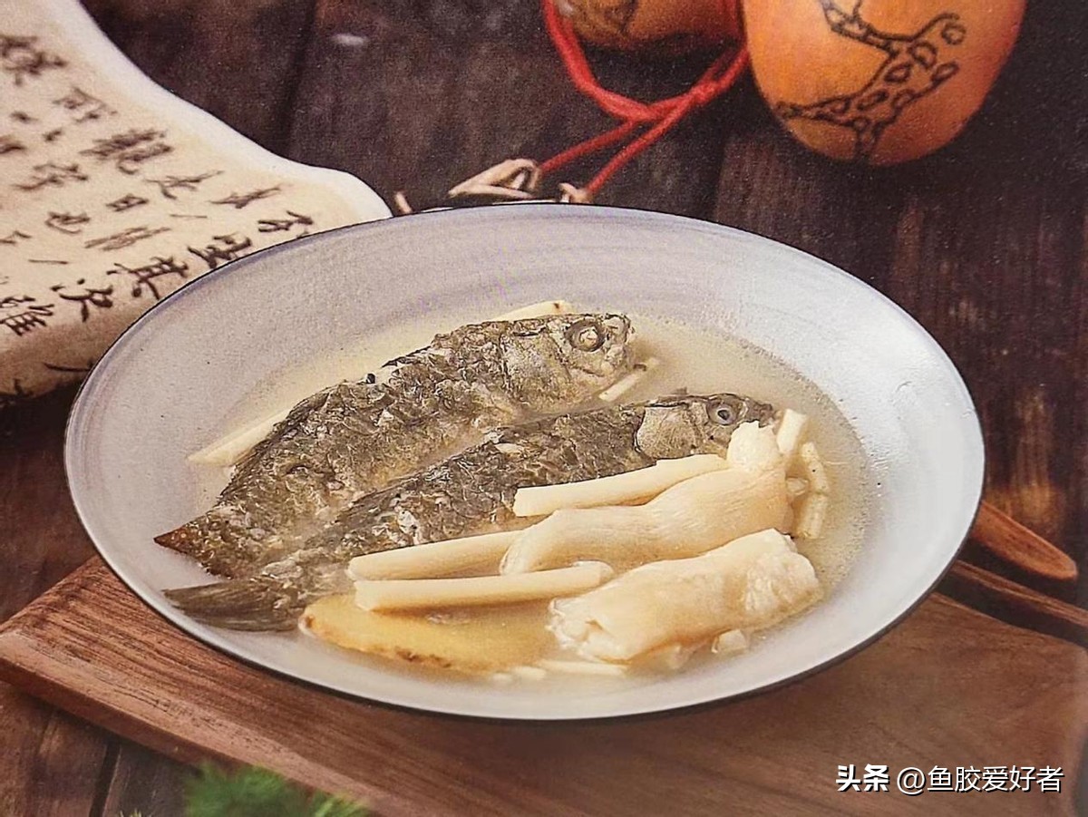 孕期可以吃鱼胶吗？原来孕期吃胶这么讲究，还有这么多好处