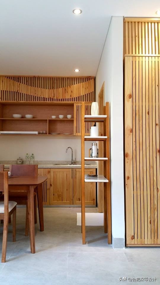 真要老了，住一楼自带小院，借着屋檐下休闲，平时还能喝着茶赏景