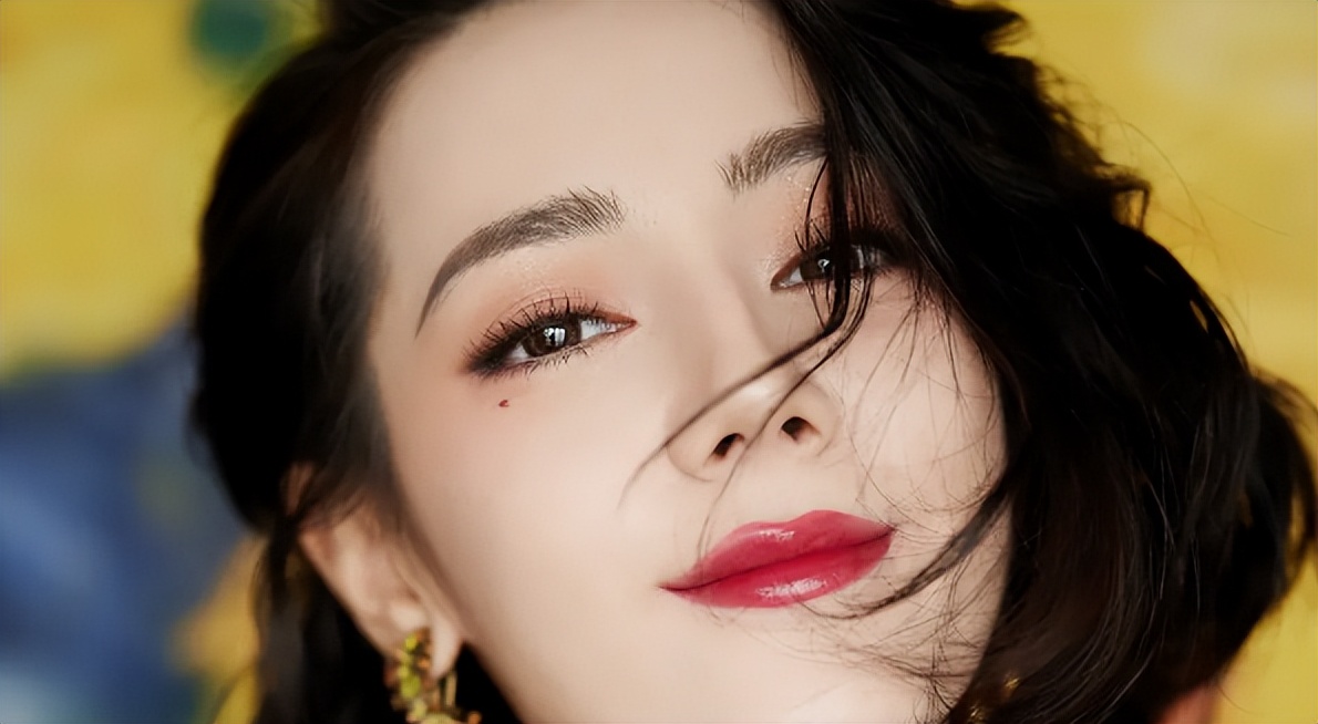 内娱怪象引热议，整容磨皮横扫各大国剧，越“不要脸”越火？