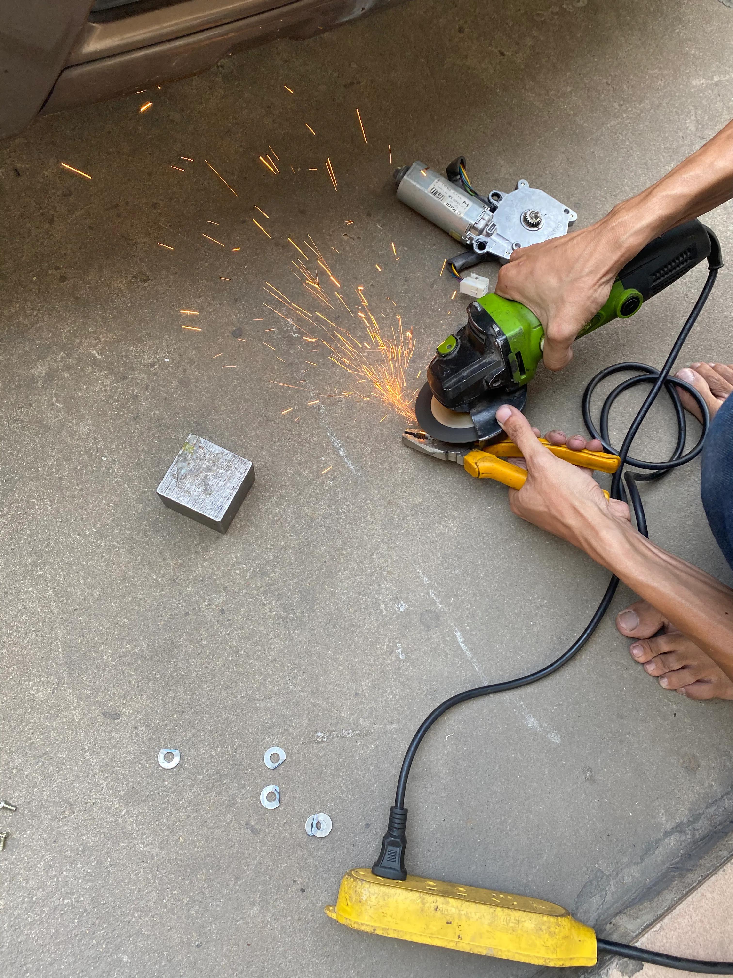 奔驰w211天窗打不开,奔驰w211天窗通病