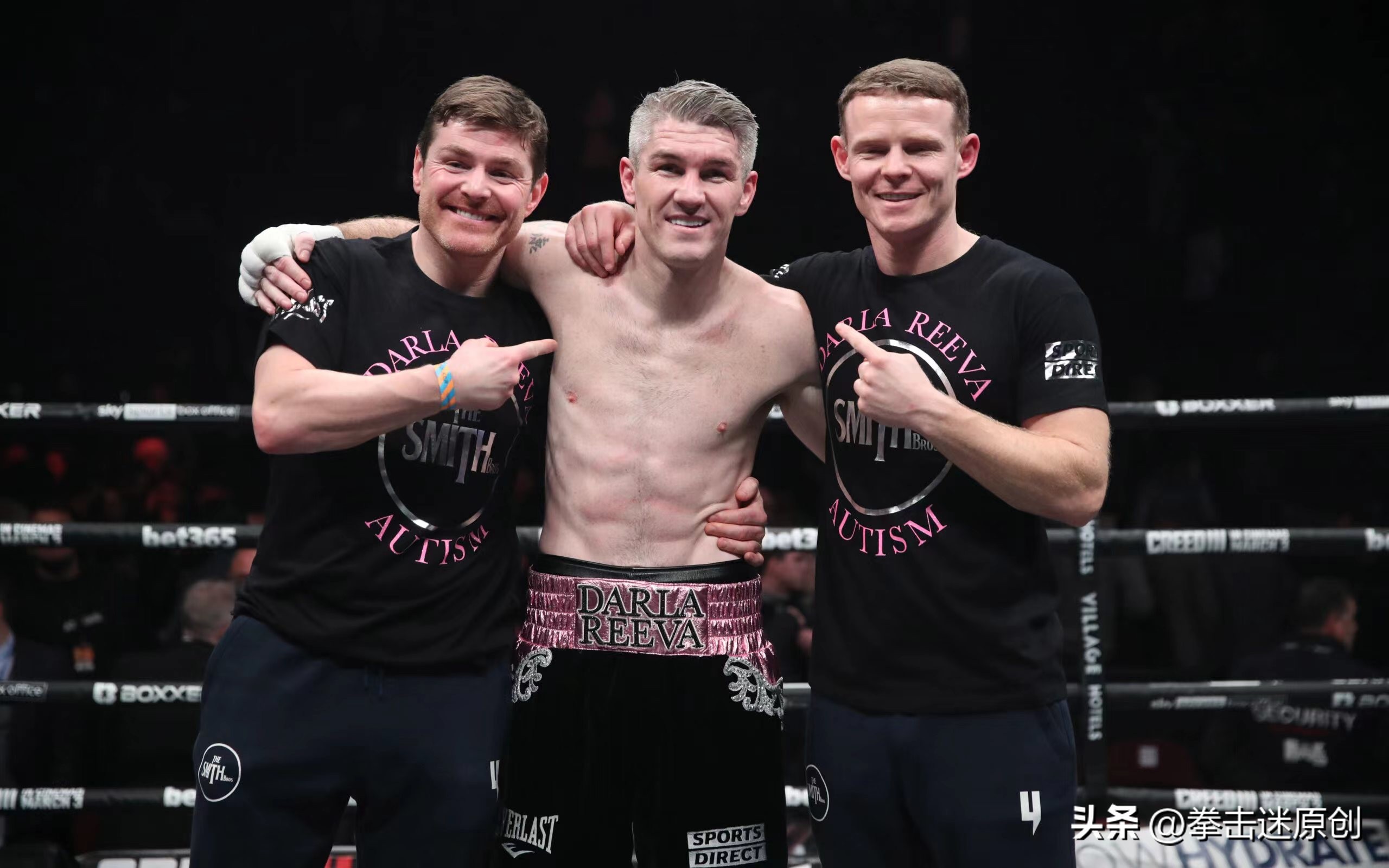 小尤班克vs史密斯完整视频,史密斯单手硬拉100kg