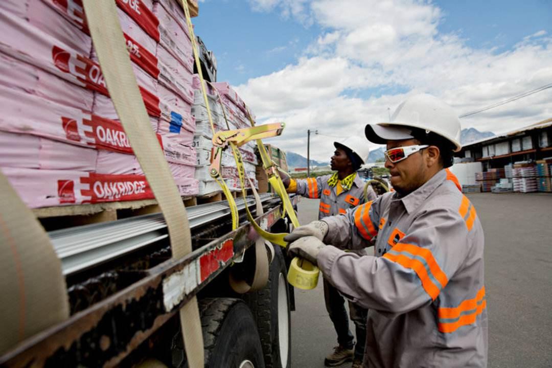 苹果市值突破24万亿美元,苹果市值为何突然破3万亿美元