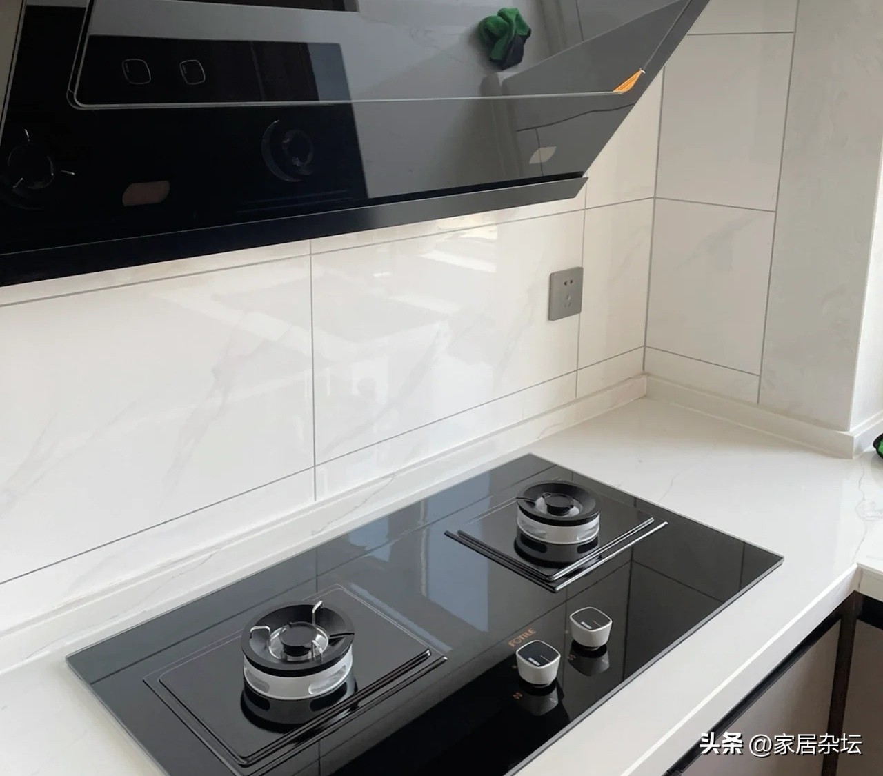 煤气灶和天然气灶为什么差价大,燃气灶600和3000的有什么区别