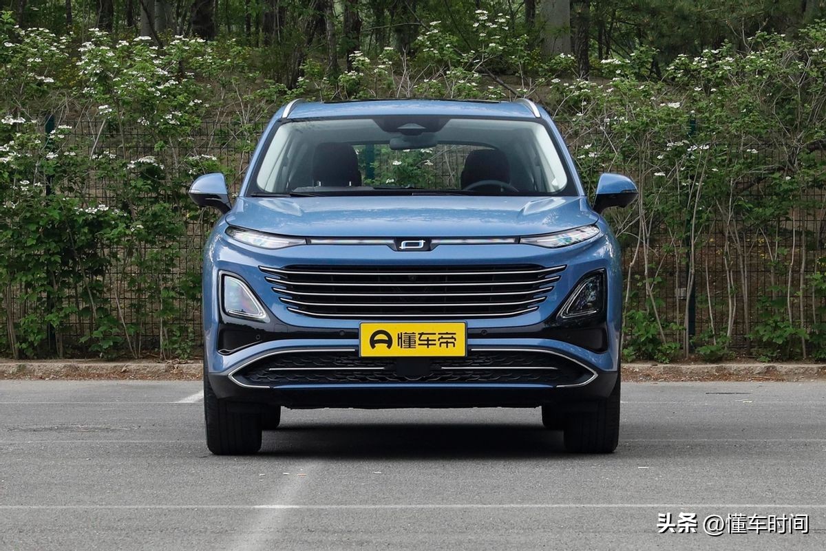 能够让你随心选装的一汽奔腾t90,奔腾t90豪华与性能的完美结合