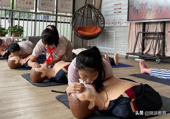 课后服务之素质拓展,课后服务昆明