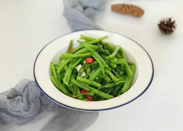 4种绿叶菜是补钙第一名,这5种绿叶菜比牛奶含钙量还高