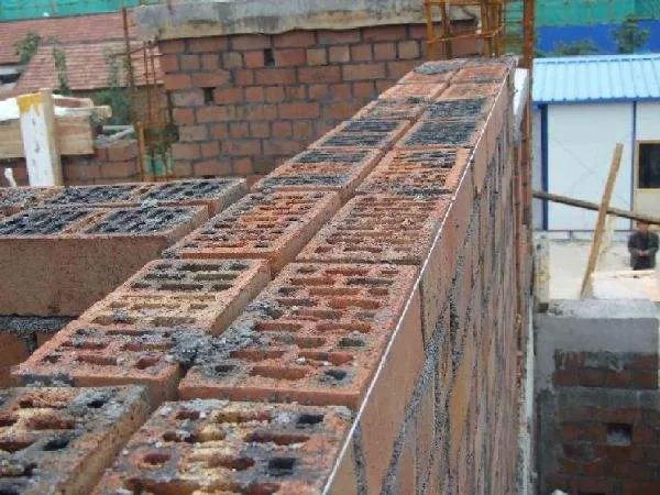 为什么会出现墙体开裂,墙体开裂需要处理吗