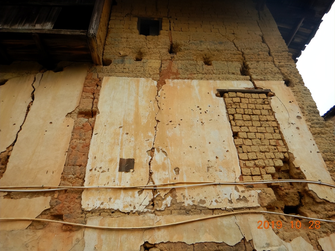 走进世界文化遗产之一福建永定客家土楼