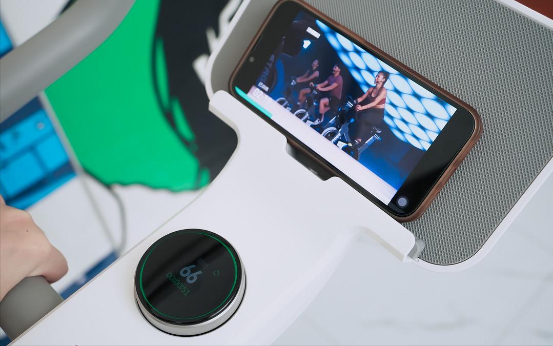 动感单车选哪种比较好,每天骑动感单车30分钟会伤膝盖吗