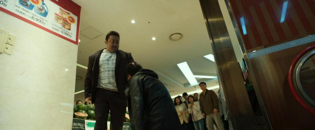 让韩国四分之一人口走进影院,这个比哈尔滨张谦蛋更狠的男人来了