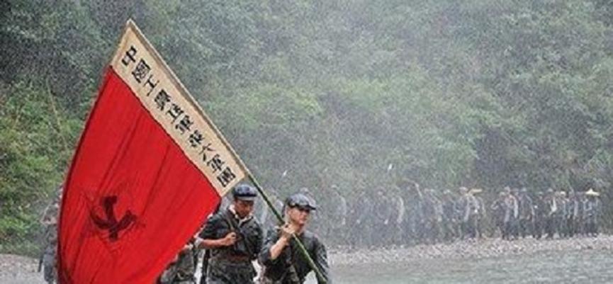 红军被逼跳崖,红军被迫撤退完整视频