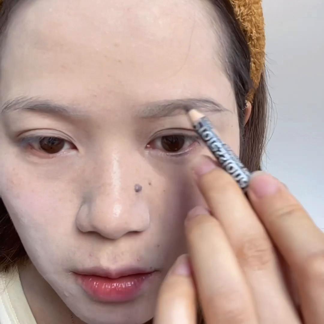 95后女大学生自媒体创业,深漂创业女