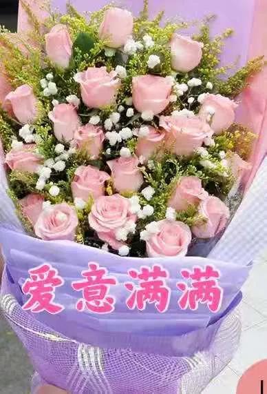 洞房花烛夜之时，是在棺材里进行的，怪异疯颠丈夫成了亲密爱人