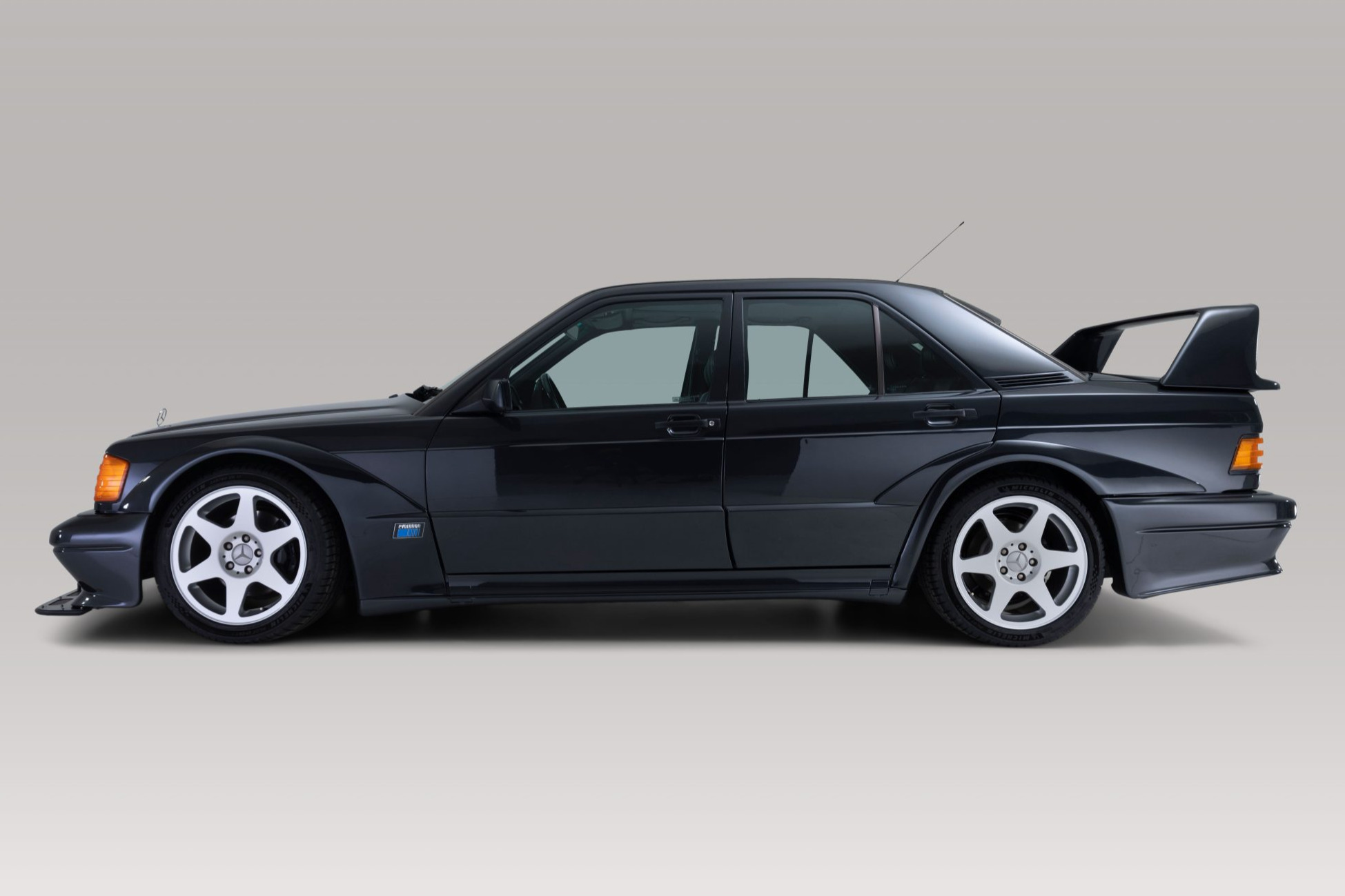 二手老款奔驰梅赛德斯,二手奔驰190e多少钱