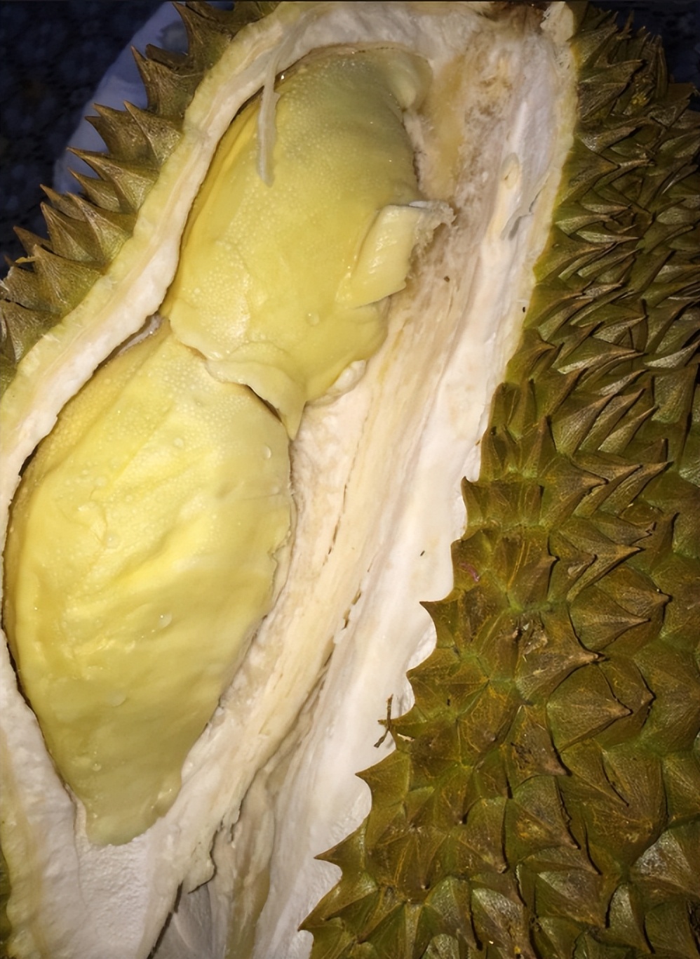 昨天在网上139元买的榴莲，孩子一口没给我留，他的话更让我心寒