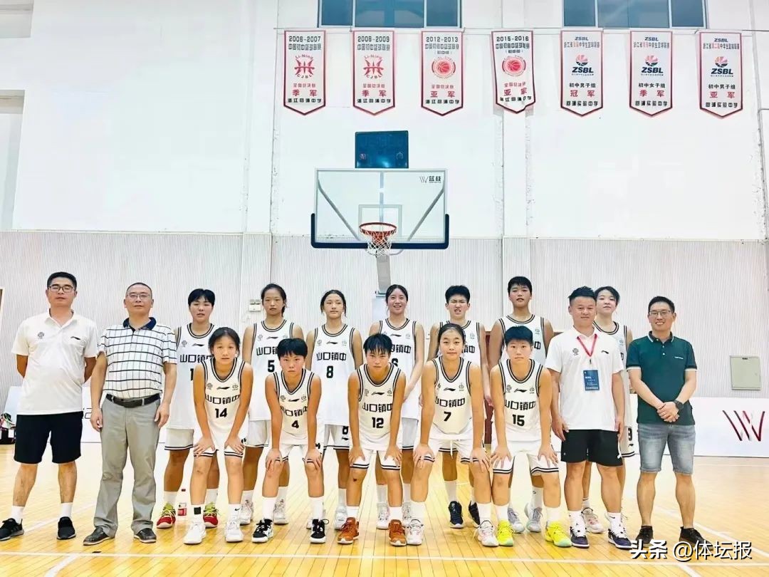 父母旅居国外，大山教头用篮球为这帮留守孩子造梦|金鼓齐鸣