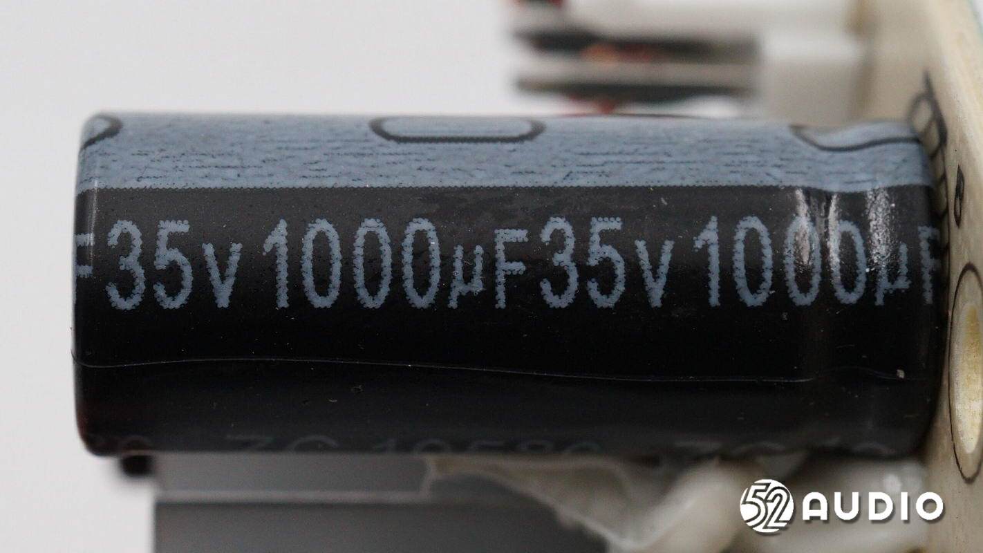 雷蛇天狼星v2专业版,razer雷蛇利维坦巨兽v2和天狼星v2