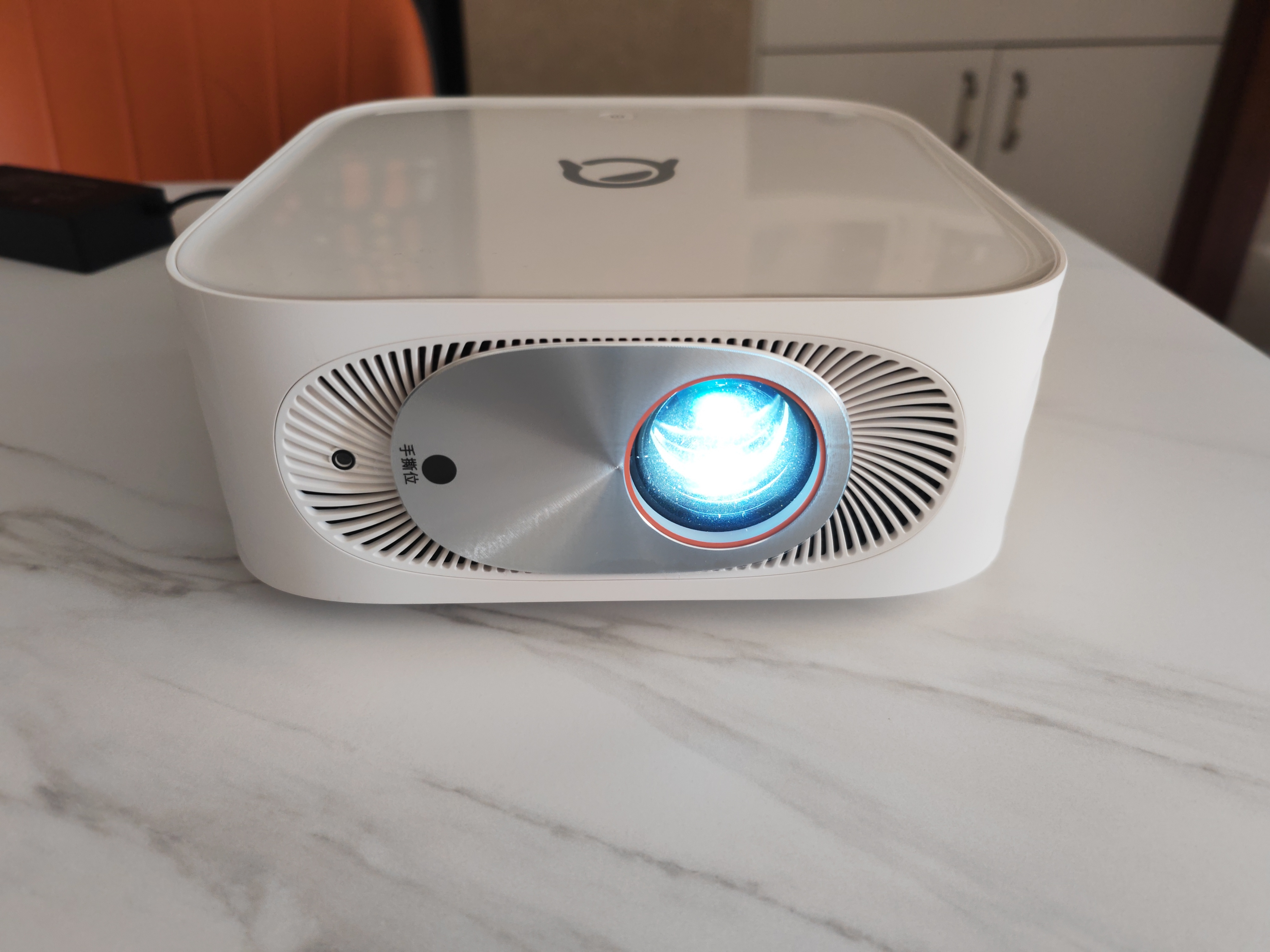 联想小新100投影测评,联想小新100投影仪真实评测